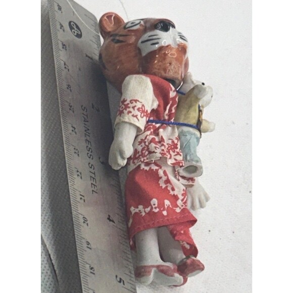 Japanese Tiger Hakata Doll Ornament Porcelein Asian Dress Kimono New Year - Picture 7 of 7